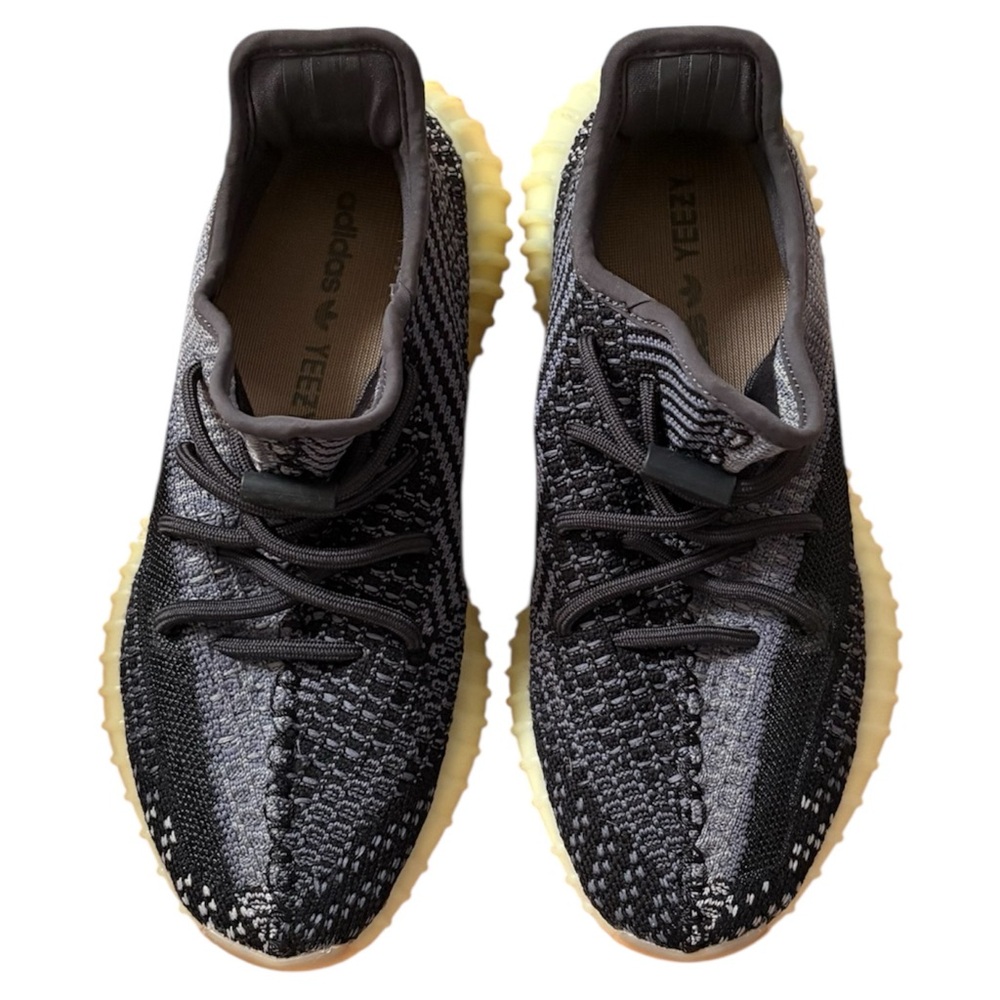 adidas Yeezy Boost 350 Box in Brown Cardboard